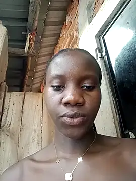 Black_juicy24 webcam