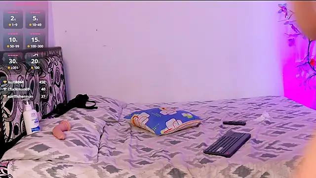 Billie_Eilish___ webcam