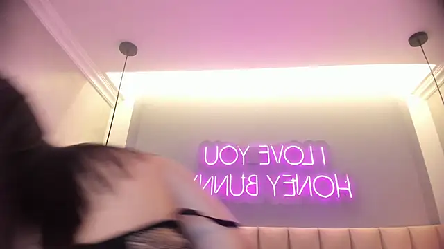 Naomymonroe_ webcam