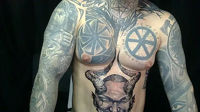 devilWithTats webcam