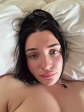 LucyHotty_ webcam