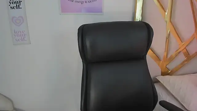 LanaJones_ webcam