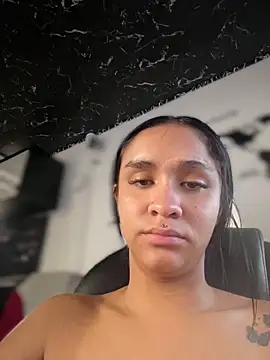 Isabella-Teen webcam