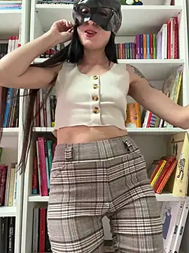 LolloLara91 webcam