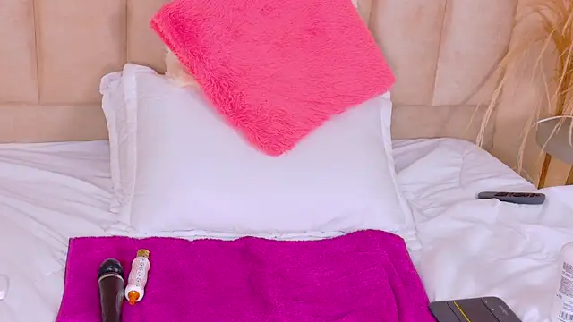 JosselynBrown webcam