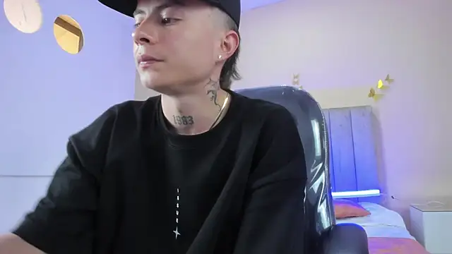 Nascary_Fox webcam
