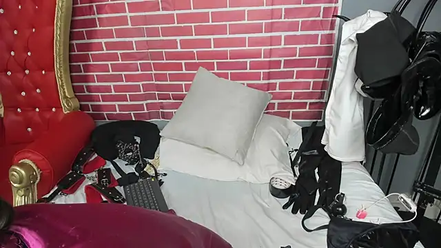 LiliThara webcam