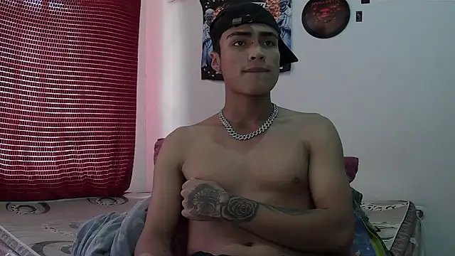 fenix_hardcock - Fenix_hardcock's free webcam - UK Sex Cams