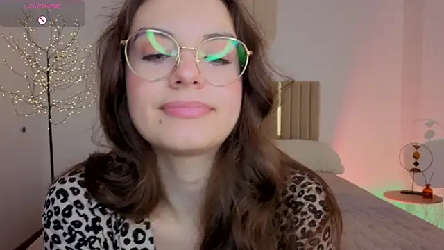 Real_cutie1 webcam