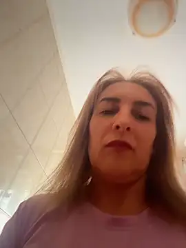 Hot-Milf4U webcam