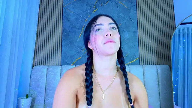 mia_scot webcam