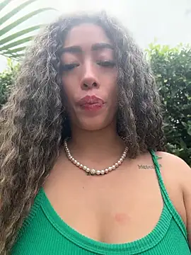 roxyrougee webcam