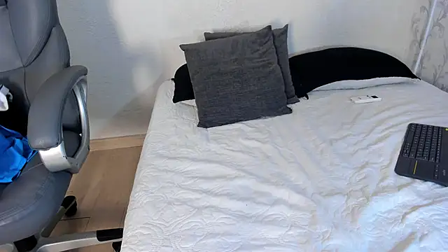 _TaylorBlack webcam