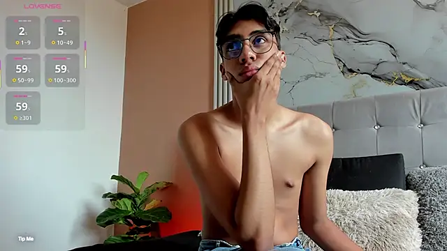 Eros_Lux webcam