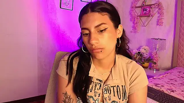 Madii_ webcam