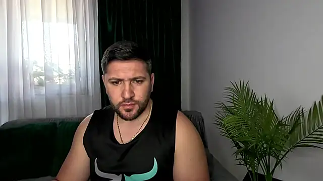 Gold_Alpha_Boy webcam