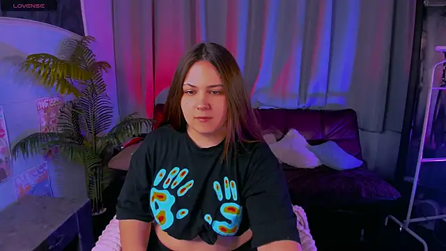 MireyaLin webcam