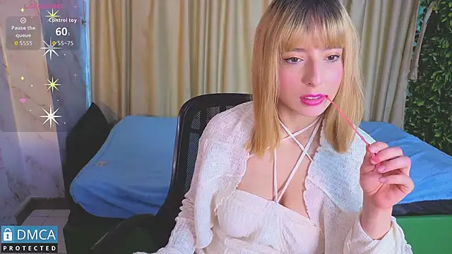 nena_cupcake_ webcam
