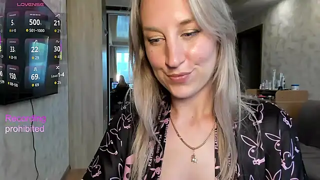lady_Nati webcam