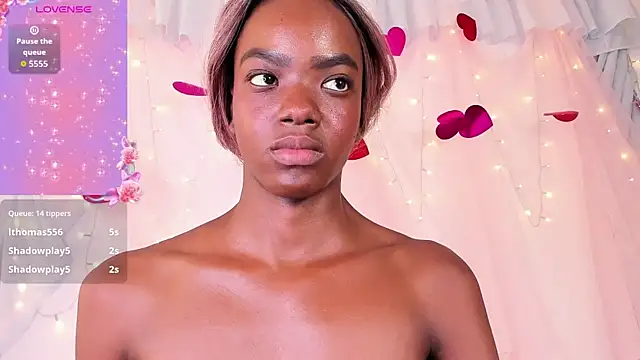 Riri_Blonde10 webcam