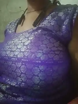 Mona_ji32 webcam