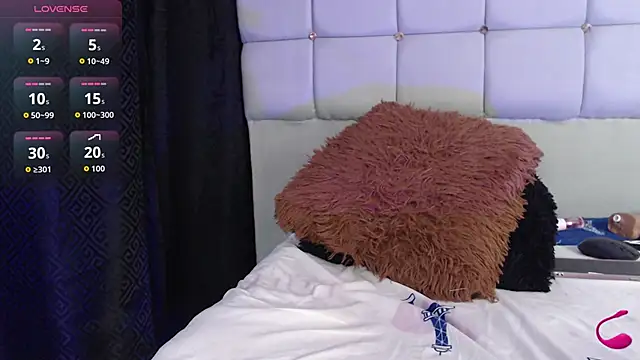 charlotte_brawn webcam