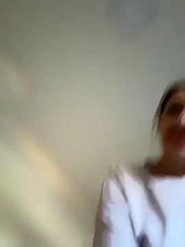 Gatitacarlita Live Webcam on Stripchat