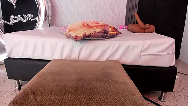 YummyDuooo webcam