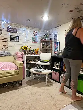 TrenaAnne webcam