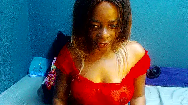 SMALLBOOBSXX webcam