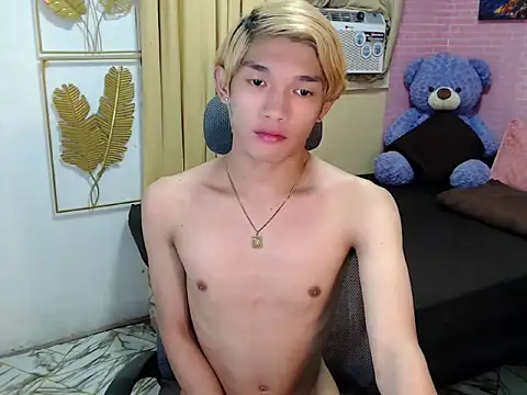 urasian_john18 webcam