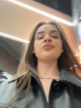 KristiRich webcam