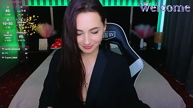 LayllaStarr webcam