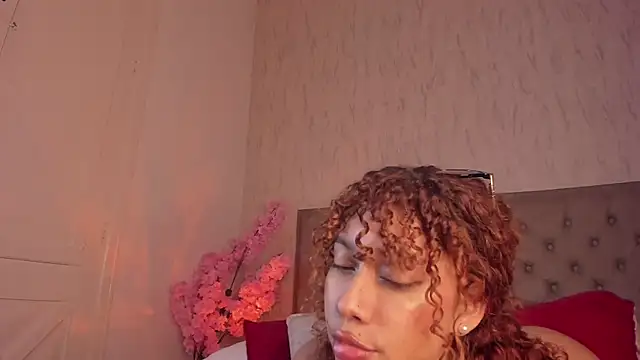 Sienna_brunette webcam