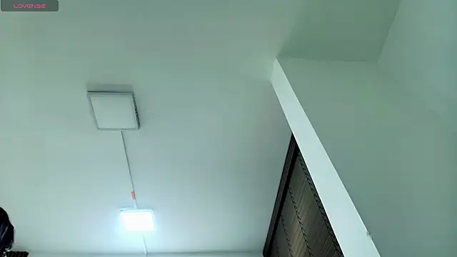 Charlie_Henker webcam