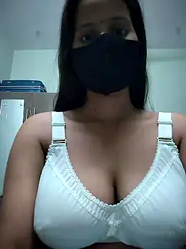LovelyNidhi live sex cam