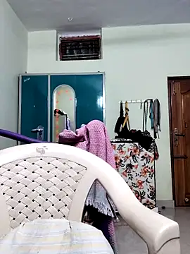 yamini1431 webcam