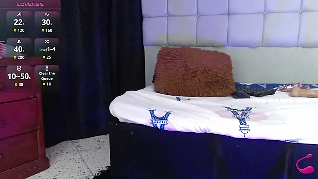 charlotte_brawn webcam