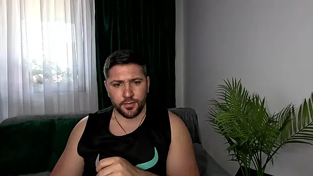 Gold_Alpha_Boy webcam