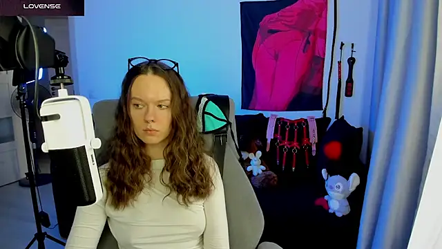 Goddess_of_Fertility webcam