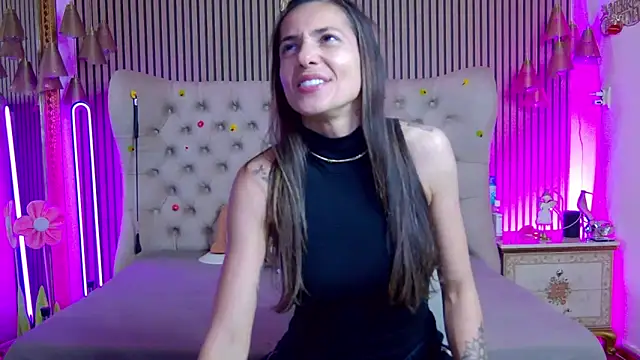 PlayfulShow webcam