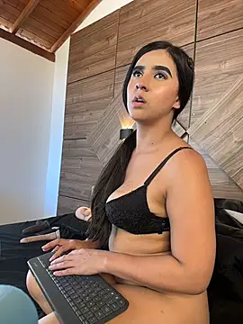 SaraaBellini webcam
