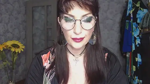 Aziza1 webcam