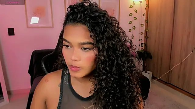aleja_montiel__ webcam