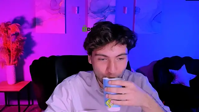 joseph_bear_ webcam