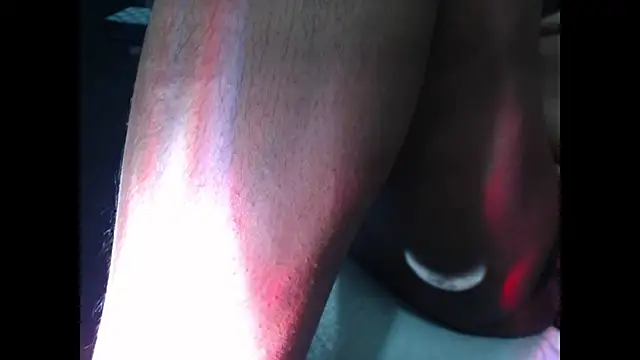 MisRiya21 webcam