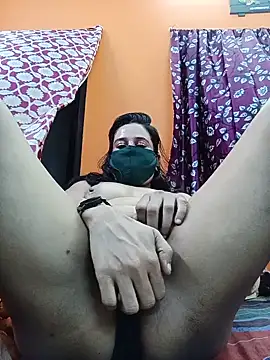 Hotpuja25 webcam