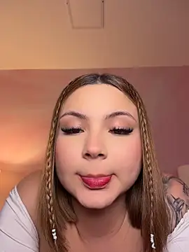 Beella1_ webcam