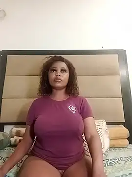 SpicyKittyxxx webcam