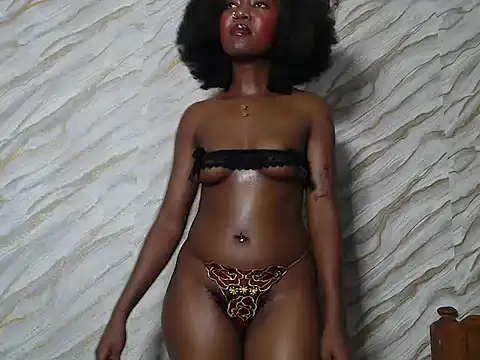 SpicyMackenzie22 webcam